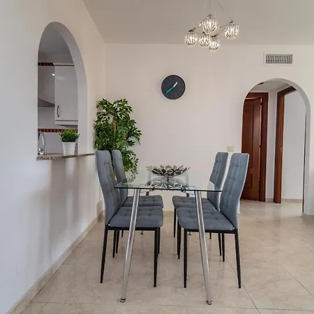 Lejlighed Vb Golondrinas Recently Renovated 2bdr Apt